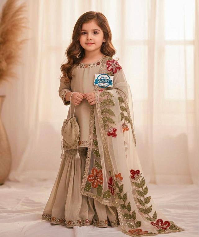 Launching New Đěsigner Party Wear Look SILK Girls Indian kids wear wholesale market